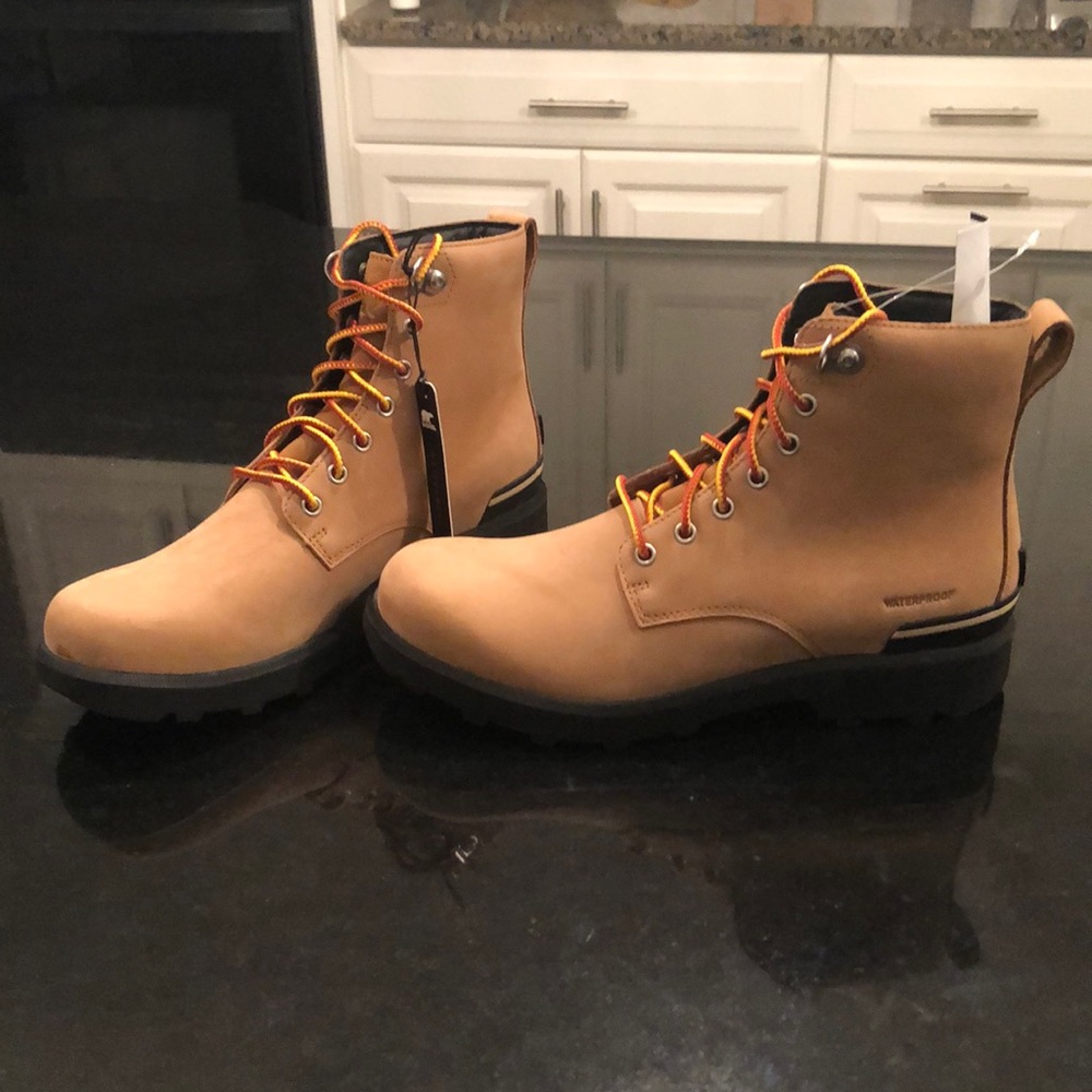 BNWT Mens Sorel Caribou Six Waterproof Boots 9.5